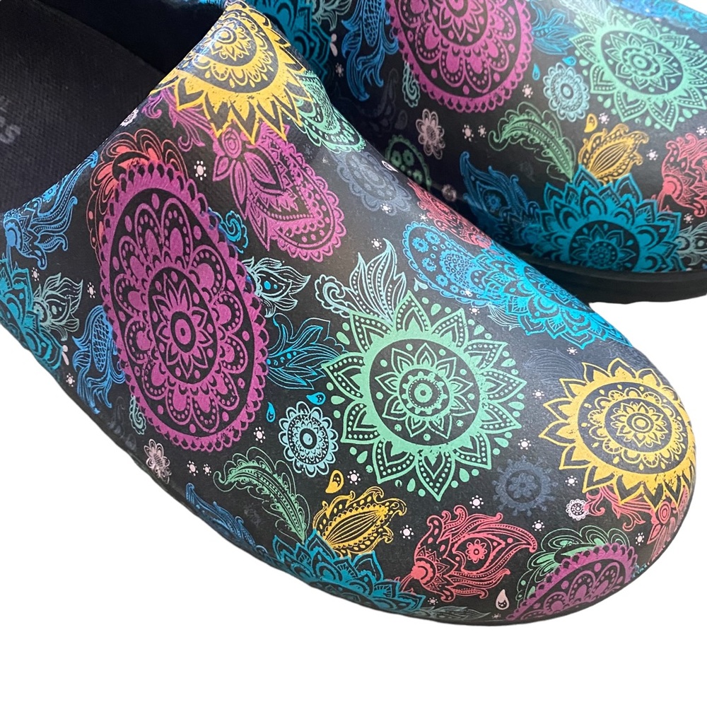 Crocs Colorful Sunburst Neria Pro II Work Shoes 7 - Picture 6 of 9